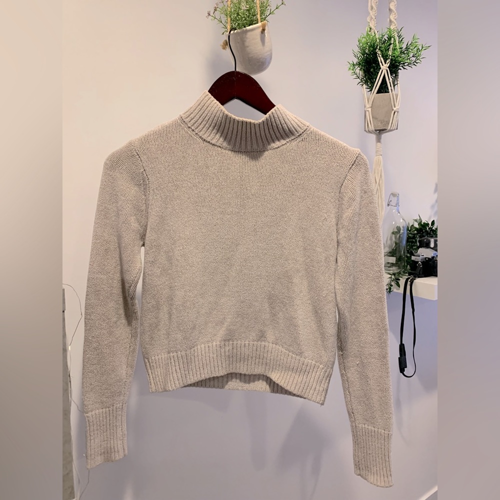 Wilfred Size S cropped turtleneck